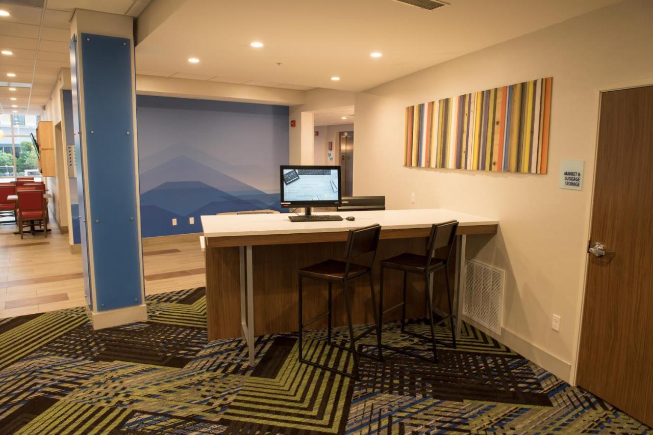 Holiday Inn Express & Suites - Merrillville By Ihg Zewnętrze zdjęcie
